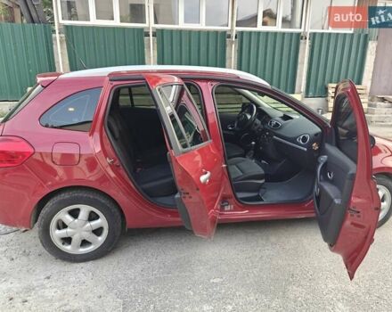 Красный Рено Клио, объемом двигателя 1.6 л и пробегом 195 тыс. км за 6450 $, фото 7 на Automoto.ua