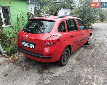 Красный Рено Клио, объемом двигателя 1.46 л и пробегом 172 тыс. км за 4900 $, фото 3 на Automoto.ua
