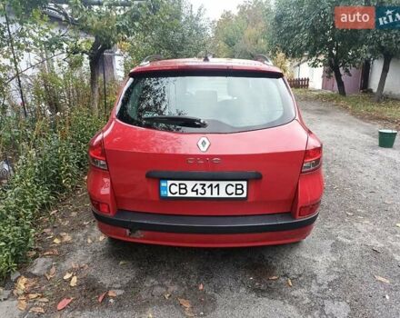Красный Рено Клио, объемом двигателя 1.46 л и пробегом 172 тыс. км за 4900 $, фото 2 на Automoto.ua
