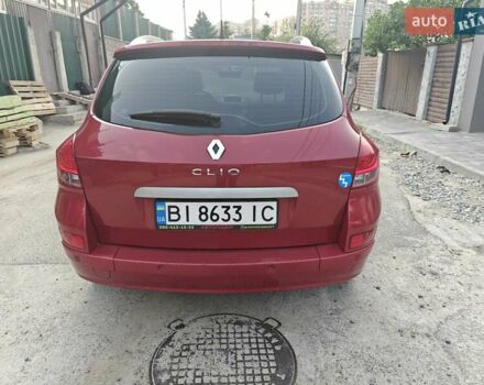 Красный Рено Клио, объемом двигателя 1.6 л и пробегом 195 тыс. км за 6450 $, фото 3 на Automoto.ua