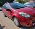 Красный Рено Клио, объемом двигателя 1.15 л и пробегом 207 тыс. км за 4700 $, фото 1 на Automoto.ua