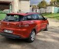 Красный Рено Клио, объемом двигателя 1.5 л и пробегом 270 тыс. км за 8500 $, фото 5 на Automoto.ua