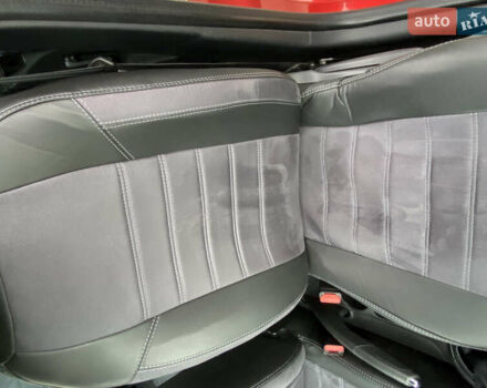 Красный Рено Клио, объемом двигателя 1.5 л и пробегом 277 тыс. км за 8000 $, фото 22 на Automoto.ua