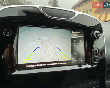 Красный Рено Клио, объемом двигателя 1.5 л и пробегом 277 тыс. км за 8000 $, фото 16 на Automoto.ua