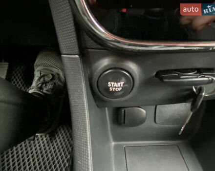 Красный Рено Клио, объемом двигателя 1.5 л и пробегом 277 тыс. км за 8000 $, фото 17 на Automoto.ua