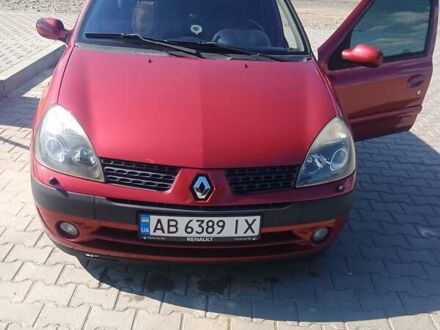 Рено Клио 2002 в Мурованные куриловцы на Automoto.ua Красный Рено Клио, объемом двигателя 1.6 л и пробегом 222 тыс. км за 4300 $, фото 1 на Automoto.ua