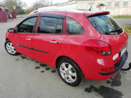 Рено Клио 2008 в Жмеренке на Automoto.ua Красный Рено Клио, объемом двигателя 1.1 л и пробегом 202 тыс. км за 4900 $, фото 1 на Automoto.ua