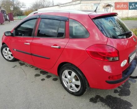 Красный Рено Клио, объемом двигателя 1.15 л и пробегом 202 тыс. км за 4900 $, фото 1 на Automoto.ua