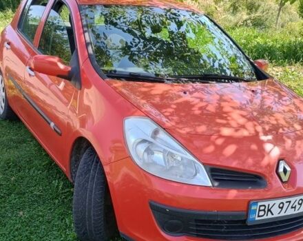 Червоний Рено Кліо, об'ємом двигуна 1.1 л та пробігом 225 тис. км за 3900 $, фото 1 на Automoto.ua