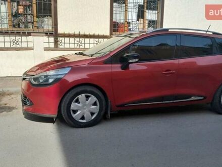 Красный Рено Клио, объемом двигателя 1.46 л и пробегом 225 тыс. км за 7900 $, фото 1 на Automoto.ua