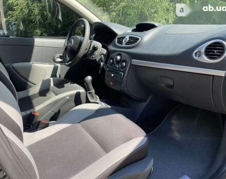Рено Клио, объемом двигателя 1.5 л и пробегом 200 тыс. км за 7600 $, фото 7 на Automoto.ua