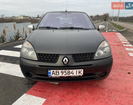 Рено Клио, объемом двигателя 1.4 л и пробегом 300 тыс. км за 2000 $, фото 4 на Automoto.ua