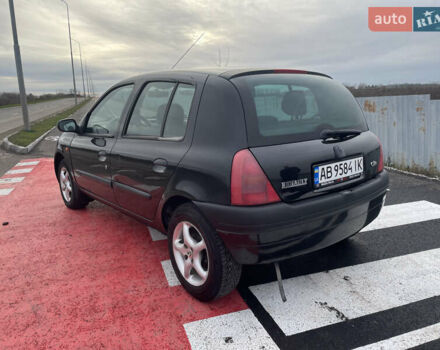 Рено Клио, объемом двигателя 1.4 л и пробегом 300 тыс. км за 2000 $, фото 6 на Automoto.ua