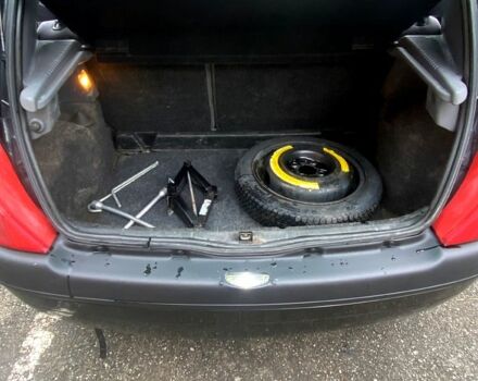 Рено Клио, объемом двигателя 1.4 л и пробегом 0 тыс. км за 2500 $, фото 4 на Automoto.ua