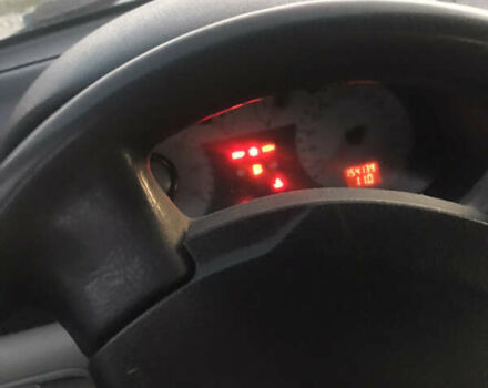 Рено Клио 2003 в Львове на Automoto.ua Рено Клио, объемом двигателя 0 л и пробегом 154 тыс. км за 2800 $, фото 4 на Automoto.ua