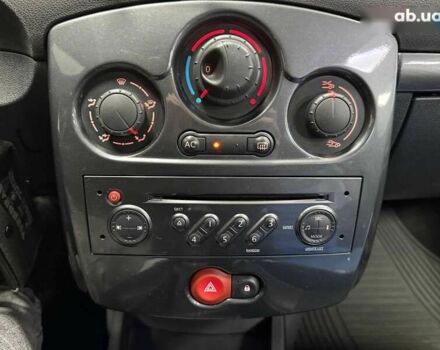 Рено Клио 2007 в Киеве на Automoto.ua Рено Клио, объемом двигателя 1.6 л и пробегом 272 тыс. км за 6490 $, фото 22 на Automoto.ua