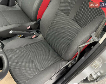 Рено Клио, объемом двигателя 1.4 л и пробегом 193 тыс. км за 5150 $, фото 21 на Automoto.ua