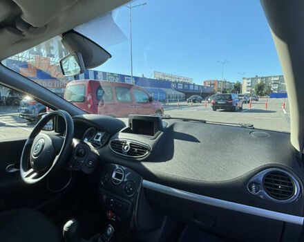 Рено Клио, объемом двигателя 1.2 л и пробегом 218 тыс. км за 5100 $, фото 12 на Automoto.ua