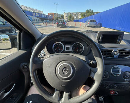 Рено Клио, объемом двигателя 1.2 л и пробегом 218 тыс. км за 5100 $, фото 29 на Automoto.ua