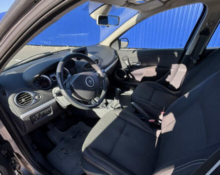 Рено Клио, объемом двигателя 1.2 л и пробегом 218 тыс. км за 5100 $, фото 27 на Automoto.ua