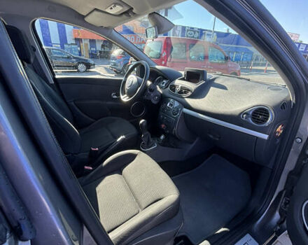 Рено Клио, объемом двигателя 1.2 л и пробегом 218 тыс. км за 5100 $, фото 11 на Automoto.ua