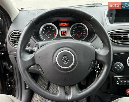 Рено Кліо, об'ємом двигуна 1.6 л та пробігом 147 тис. км за 5350 $, фото 16 на Automoto.ua