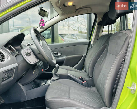Рено Клио, объемом двигателя 1.2 л и пробегом 188 тыс. км за 5550 $, фото 15 на Automoto.ua