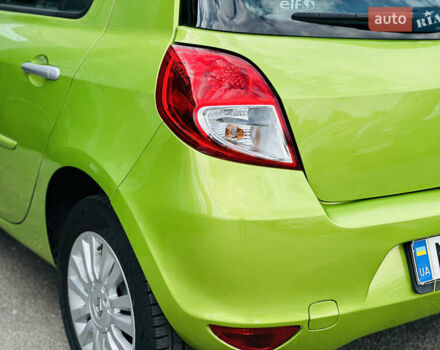 Рено Клио, объемом двигателя 1.2 л и пробегом 188 тыс. км за 5550 $, фото 5 на Automoto.ua