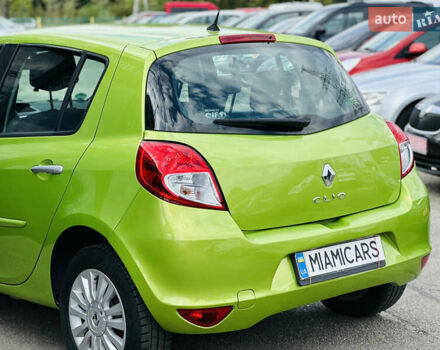 Рено Клио, объемом двигателя 1.2 л и пробегом 188 тыс. км за 5550 $, фото 4 на Automoto.ua