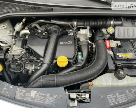 Рено Клио, объемом двигателя 1.5 л и пробегом 171 тыс. км за 5600 $, фото 12 на Automoto.ua
