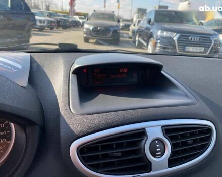 Рено Клио, объемом двигателя 1.5 л и пробегом 236 тыс. км за 5300 $, фото 13 на Automoto.ua