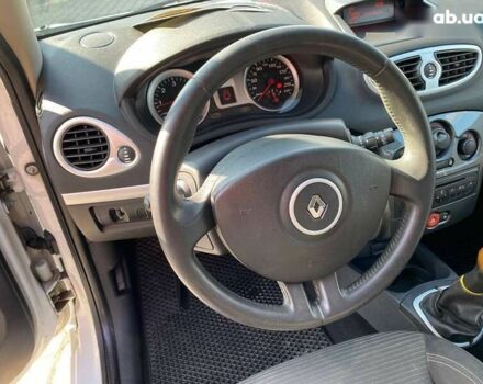 Рено Клио, объемом двигателя 1.5 л и пробегом 236 тыс. км за 5300 $, фото 11 на Automoto.ua