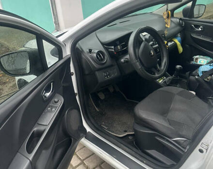 Рено Клио, объемом двигателя 1.46 л и пробегом 298 тыс. км за 6800 $, фото 6 на Automoto.ua