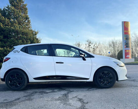 Рено Клио, объемом двигателя 1.5 л и пробегом 260 тыс. км за 7300 $, фото 14 на Automoto.ua