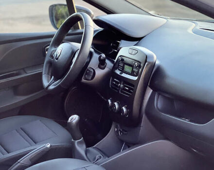 Рено Клио, объемом двигателя 1.5 л и пробегом 260 тыс. км за 7300 $, фото 21 на Automoto.ua