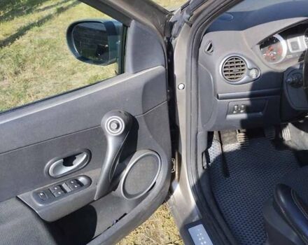 Рено Клио, объемом двигателя 1.5 л и пробегом 236 тыс. км за 4600 $, фото 11 на Automoto.ua