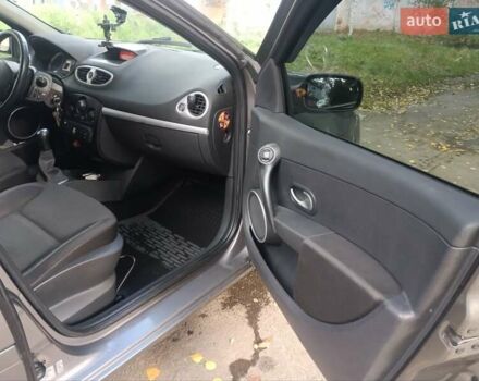 Рено Клио, объемом двигателя 1.5 л и пробегом 175 тыс. км за 4000 $, фото 3 на Automoto.ua