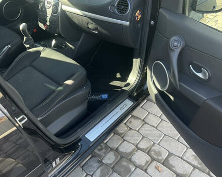 Рено Клио 2010 в Виннице на Automoto.ua Рено Клио, объемом двигателя 1.2 л и пробегом 196 тыс. км за 5450 $, фото 17 на Automoto.ua