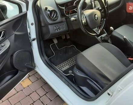 Рено Клио, объемом двигателя 1.46 л и пробегом 242 тыс. км за 6999 $, фото 12 на Automoto.ua