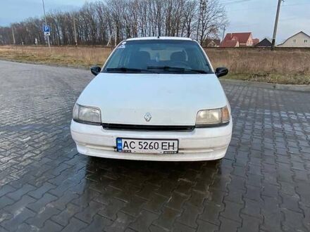 Рено Кліо 1990 у Луцьку на Automoto.ua Рено Кліо, об'ємом двигуна 1.2 л та пробігом 260 тис. км за 1400 $, фото 1 на Automoto.ua