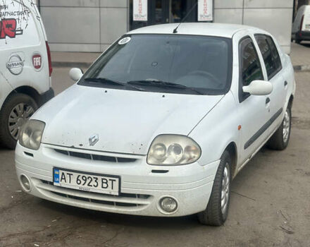 Рено Клио, объемом двигателя 1.4 л и пробегом 300 тыс. км за 2000 $, фото 1 на Automoto.ua