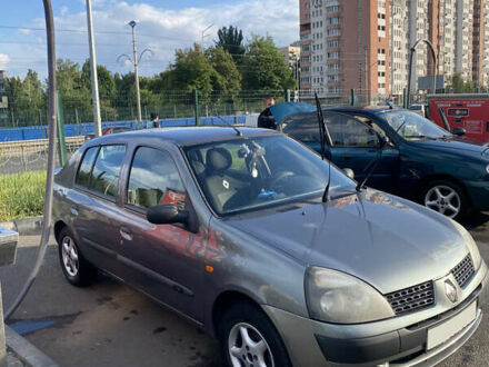 Рено Клио 2003 в Киеве на Automoto.ua Рено Клио, объемом двигателя 1.4 л и пробегом 225 тыс. км за 2900 $, фото 1 на Automoto.ua
