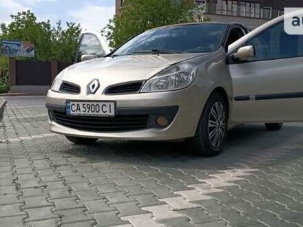 Рено Клио 2006 в Хмельницком на Automoto.ua Рено Клио, объемом двигателя 1.6 л и пробегом 226 тыс. км за 5199 $, фото 1 на Automoto.ua