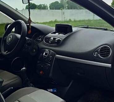 Рено Кліо 2011 у Полонном на Automoto.ua Рено Кліо, об'ємом двигуна 1.2 л та пробігом 188 тис. км за 5700 $, фото 1 на Automoto.ua