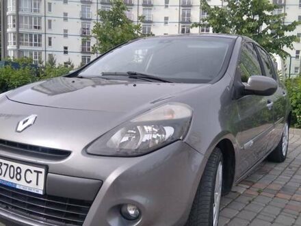 Рено Клио 2011 в Ивано-Франковске на Automoto.ua Рено Клио, объемом двигателя 1.5 л и пробегом 215 тыс. км за 5450 $, фото 1 на Automoto.ua