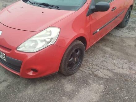 Рено Клио, объемом двигателя 1.5 л и пробегом 265 тыс. км за 5500 $, фото 1 на Automoto.ua