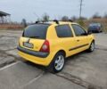 Желтый Рено Клио, объемом двигателя 1.5 л и пробегом 220 тыс. км за 2400 $, фото 2 на Automoto.ua