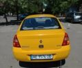 Желтый Рено Клио, объемом двигателя 1.39 л и пробегом 150 тыс. км за 2500 $, фото 4 на Automoto.ua