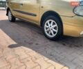 Желтый Рено Клио, объемом двигателя 1.4 л и пробегом 254 тыс. км за 1800 $, фото 4 на Automoto.ua
