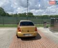 Желтый Рено Клио, объемом двигателя 1.4 л и пробегом 254 тыс. км за 1800 $, фото 1 на Automoto.ua